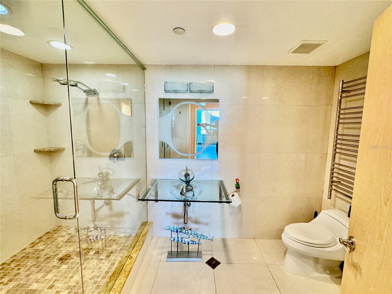 ULTIMAR ONE CONDO - Residential