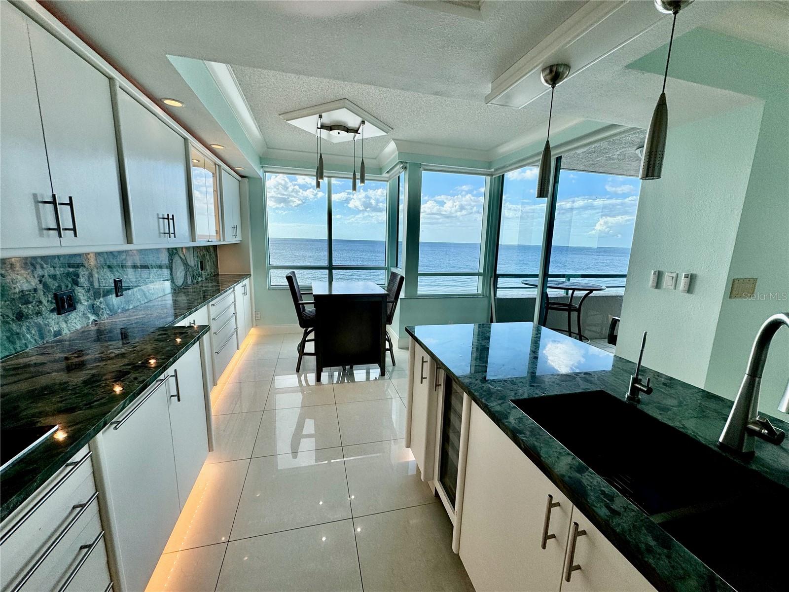 ULTIMAR ONE CONDO - Residential