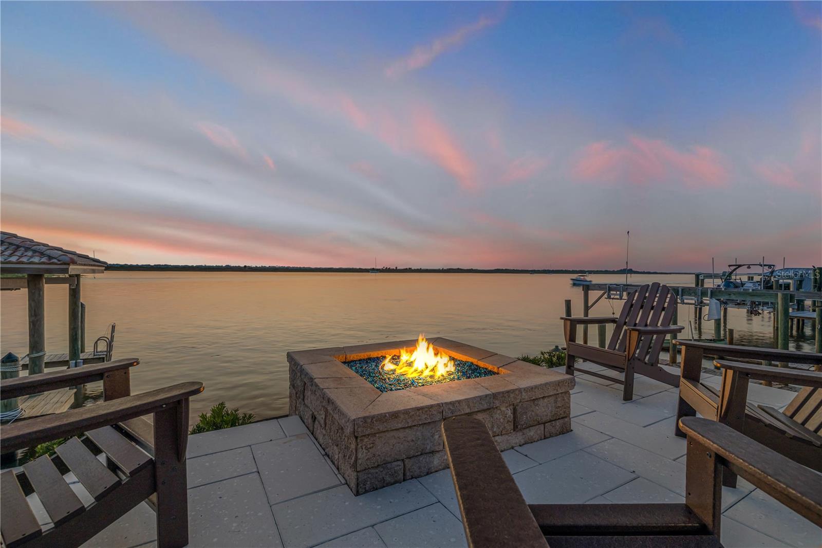 COLIN PARK - Residential