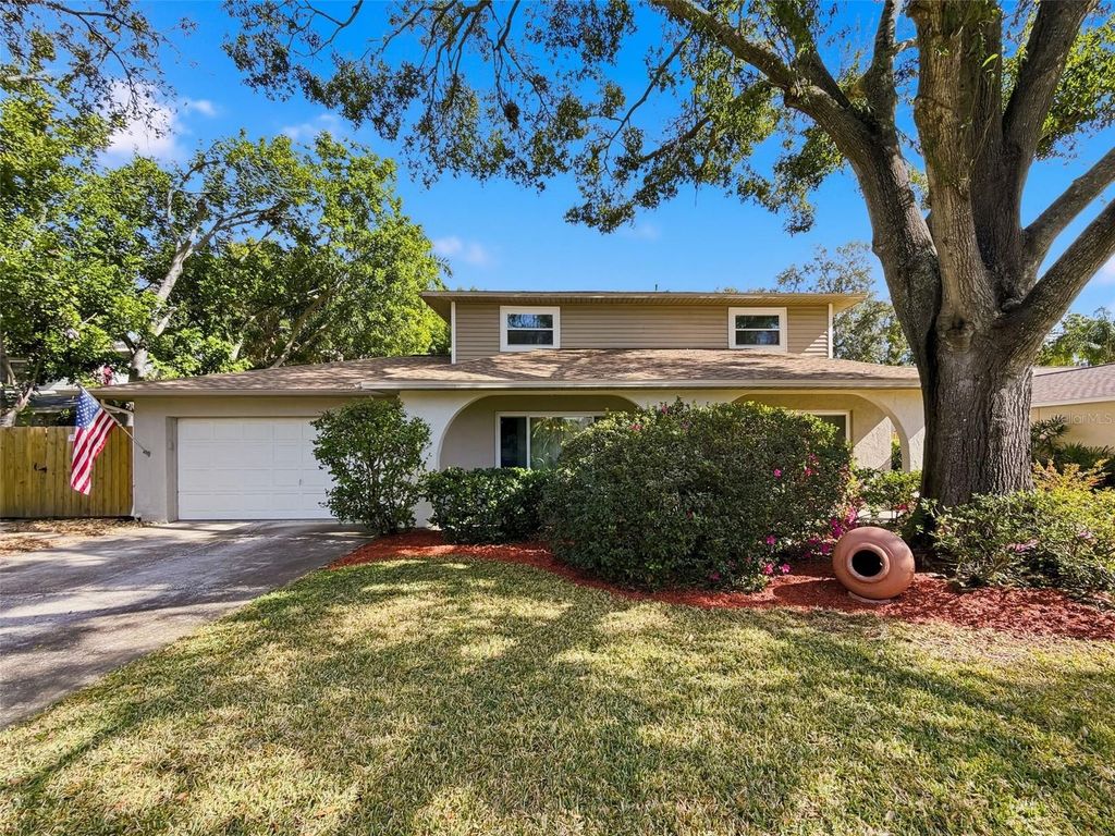 Photo of 7923 Singing Court Place, Tampa, FL 33615 (MLS # TB8468401)