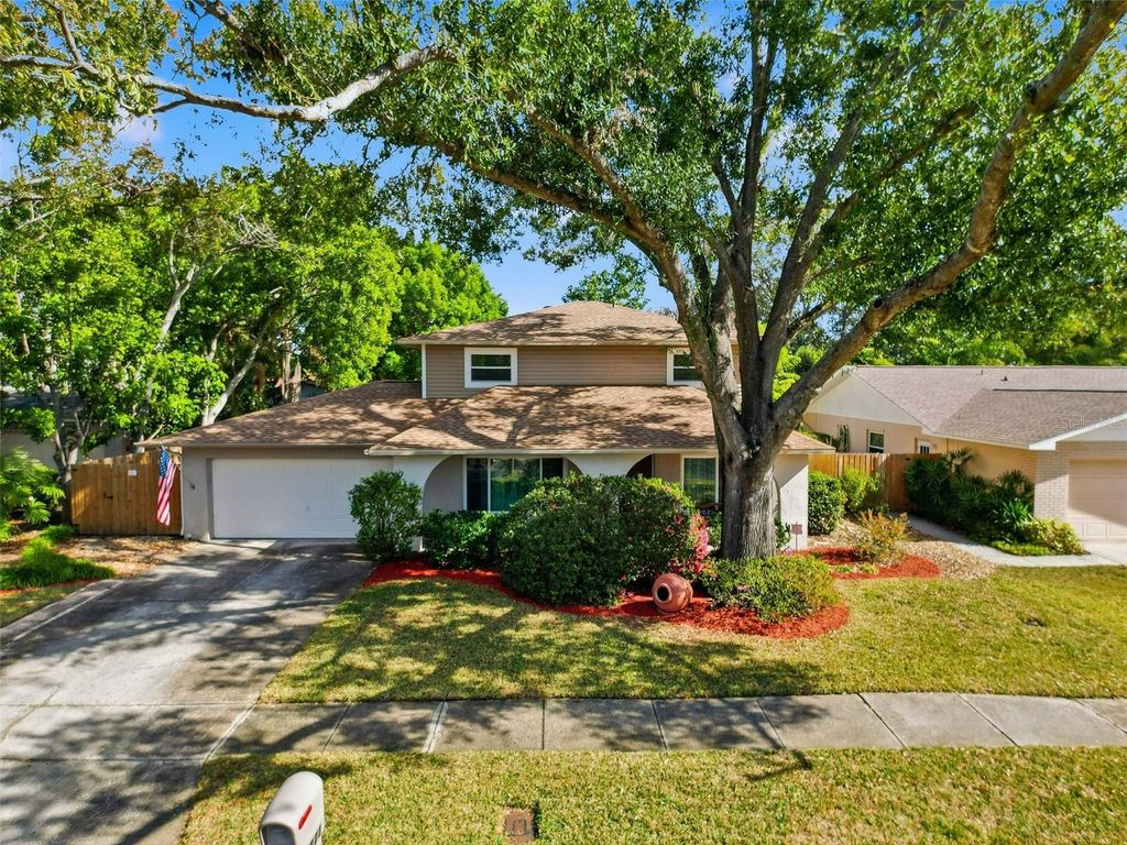 Photo of 7923 Singing Court Place, Tampa, FL 33615 (MLS # TB8468401)