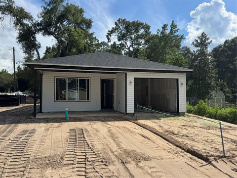 Photo of 2482 SE 68th Street, Ocala, FL 34480 (MLS # O6345738)