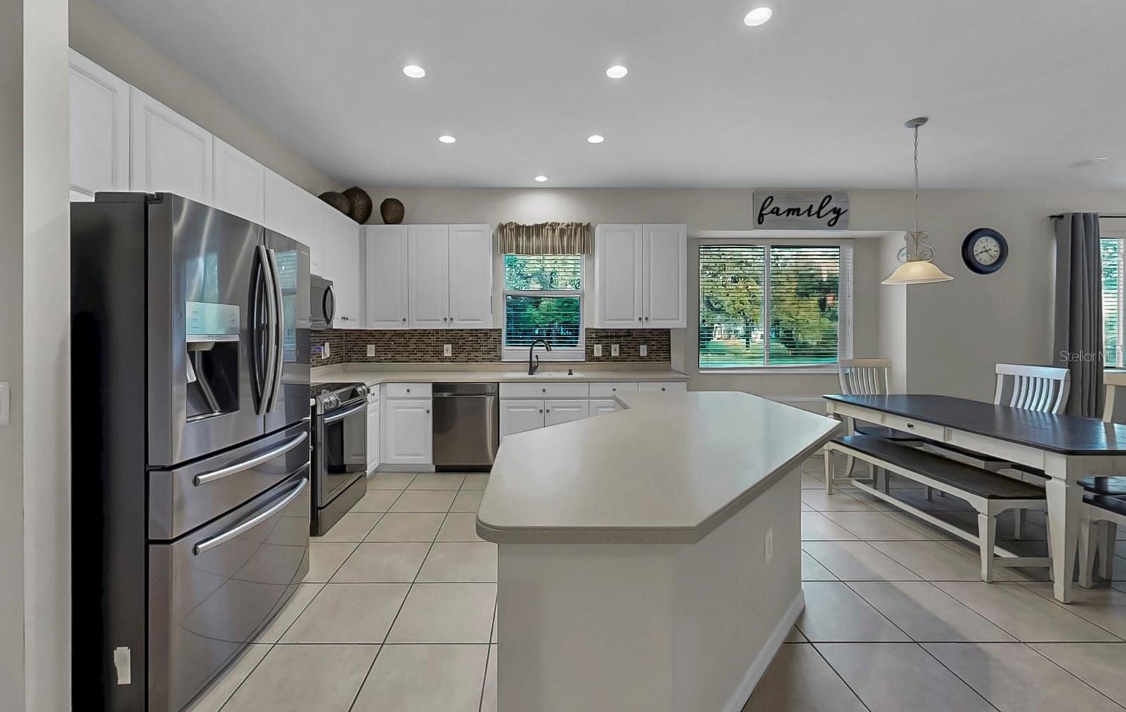 FISHHAWK RANCH PH 2 PRCL - Residential