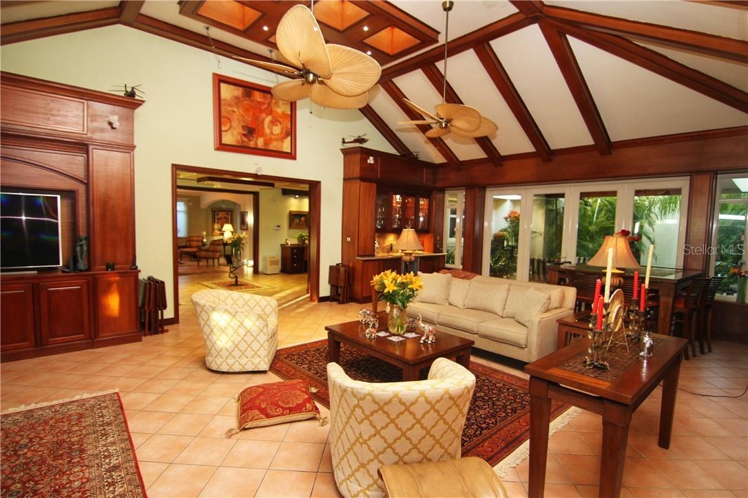 DORADO BEACH EAST - Residential