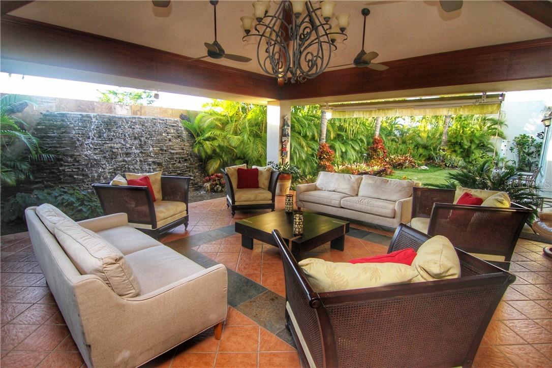 DORADO BEACH EAST - Residential