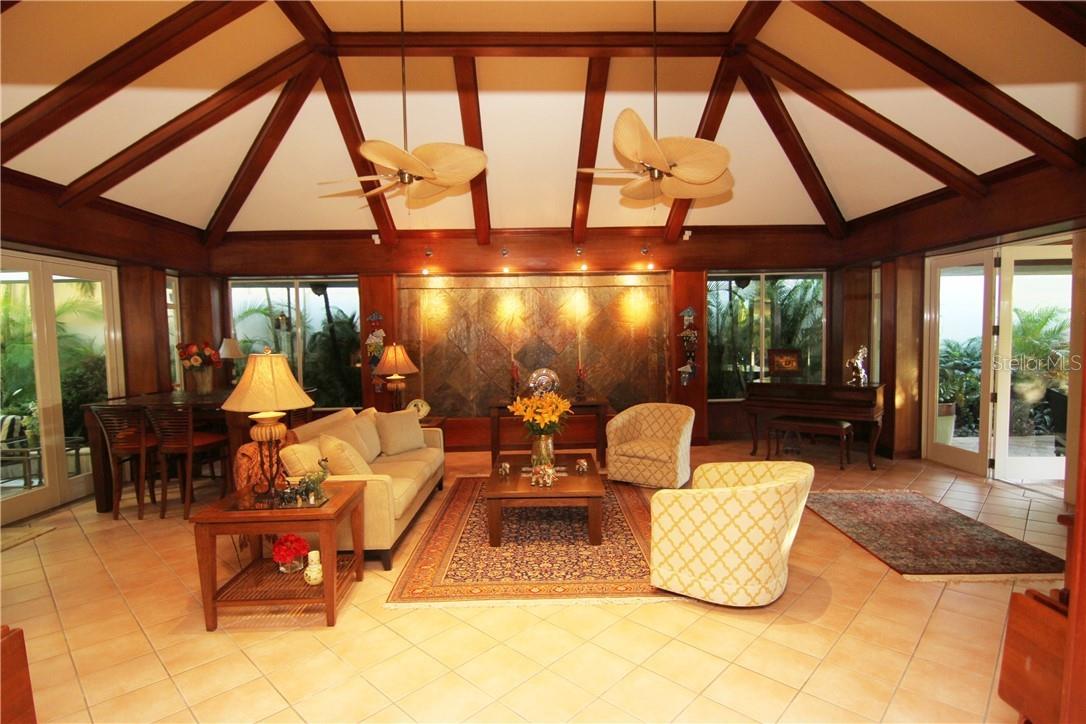 DORADO BEACH EAST - Residential