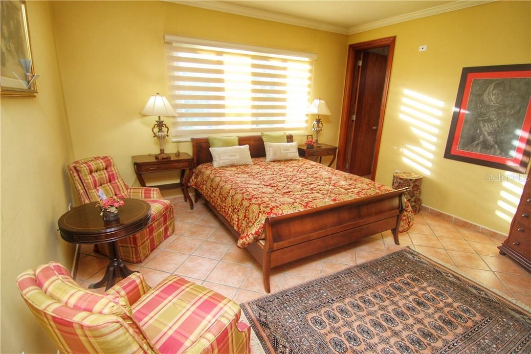 DORADO BEACH EAST - Residential