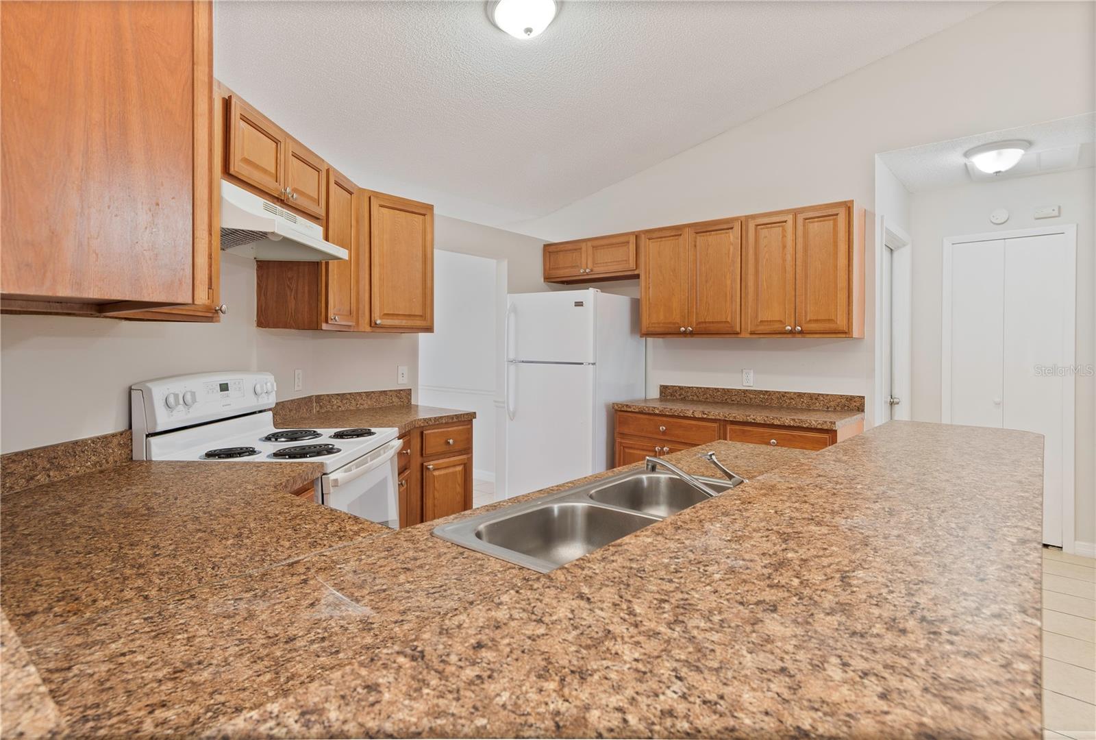 DELTONA LAKES UNITY 21 - Residential