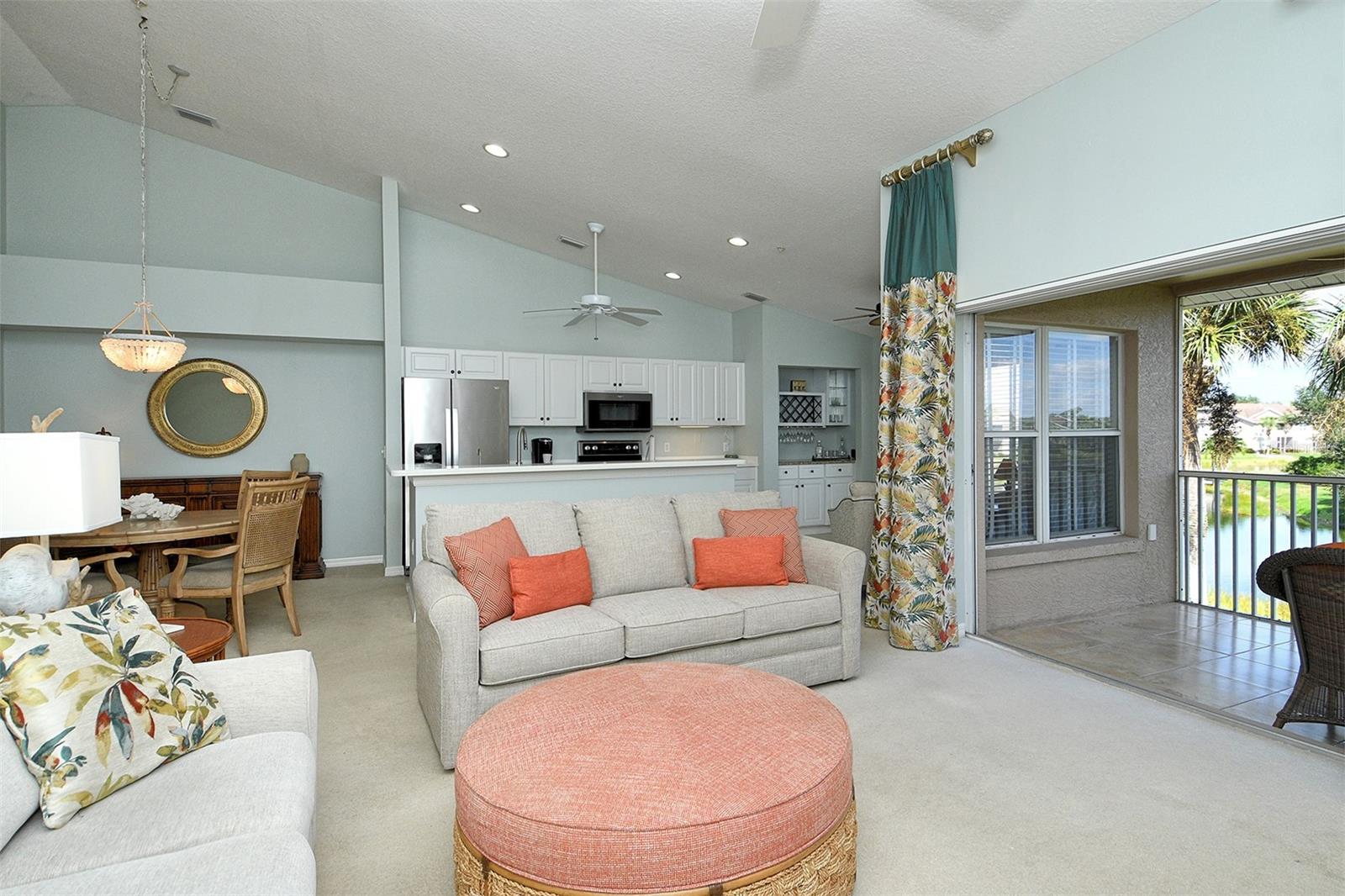 HERITAGE OAKS GOLF & COUNTRY CLUB - Residential