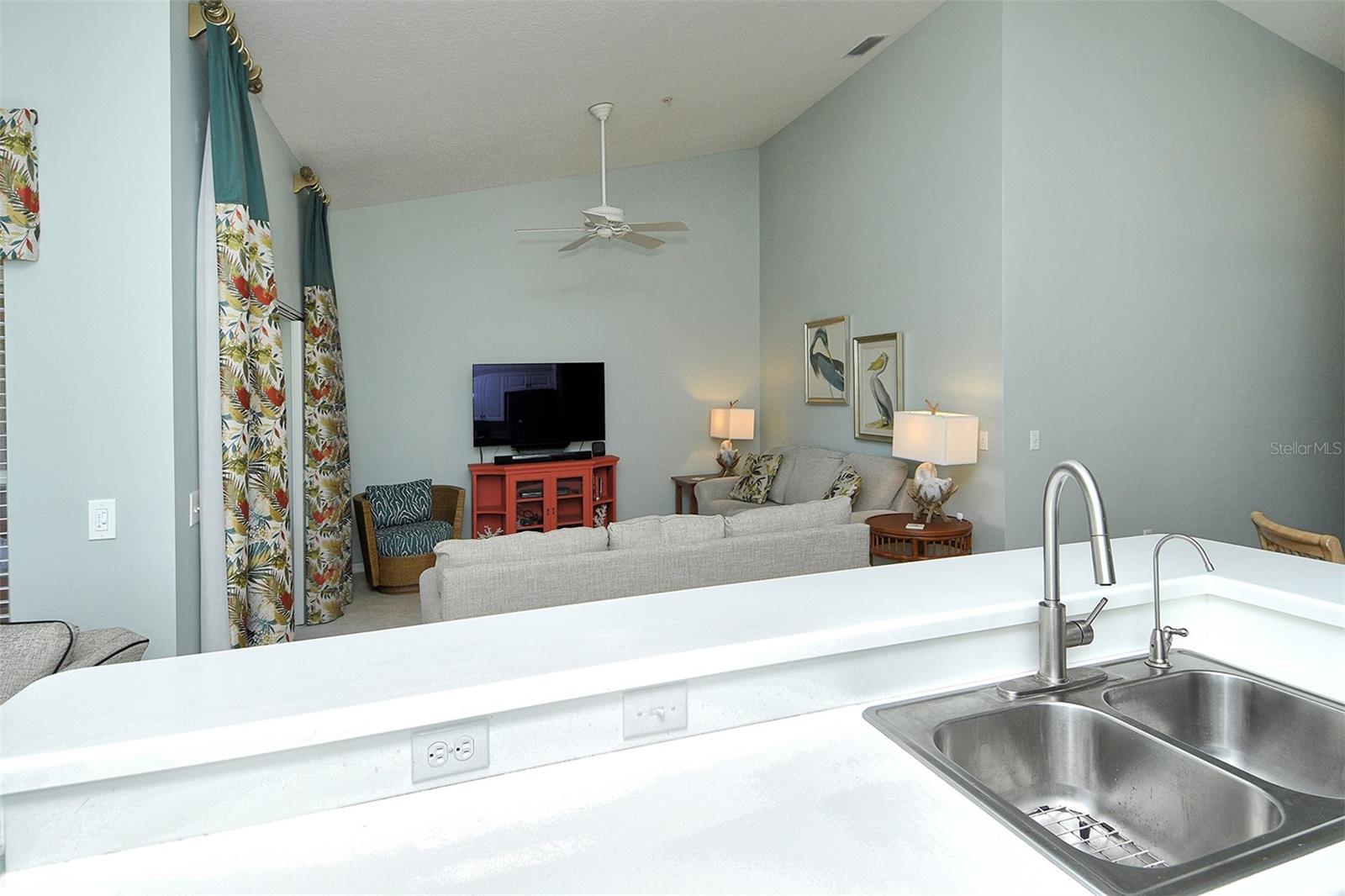 HERITAGE OAKS GOLF & COUNTRY CLUB - Residential