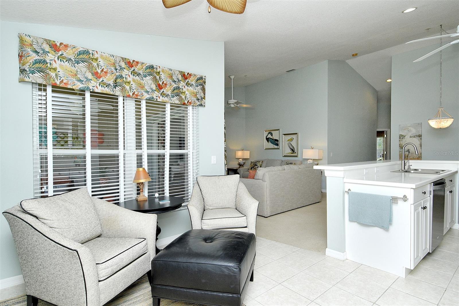 HERITAGE OAKS GOLF & COUNTRY CLUB - Residential