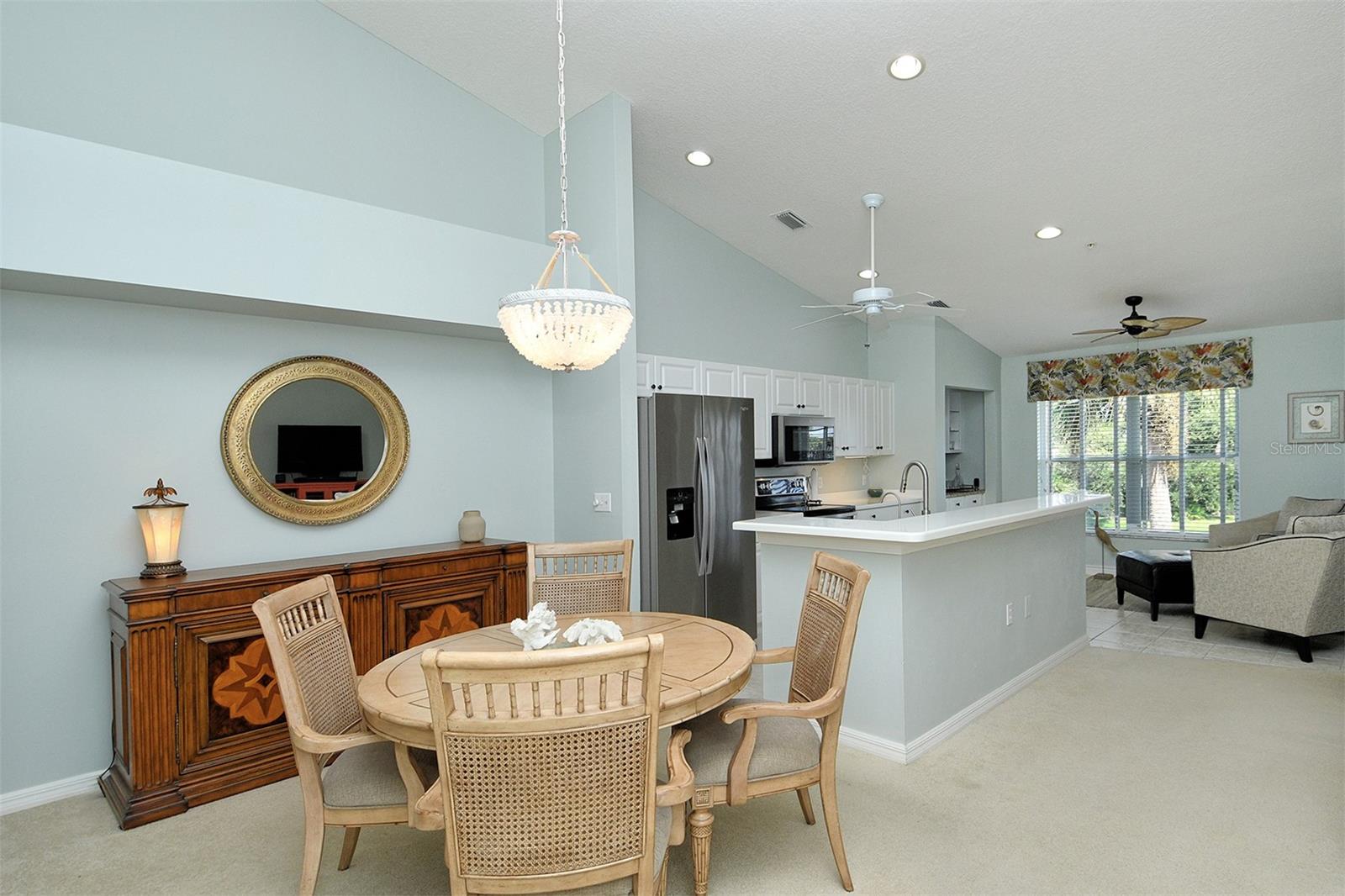 HERITAGE OAKS GOLF & COUNTRY CLUB - Residential