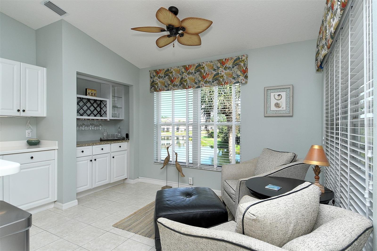 HERITAGE OAKS GOLF & COUNTRY CLUB - Residential