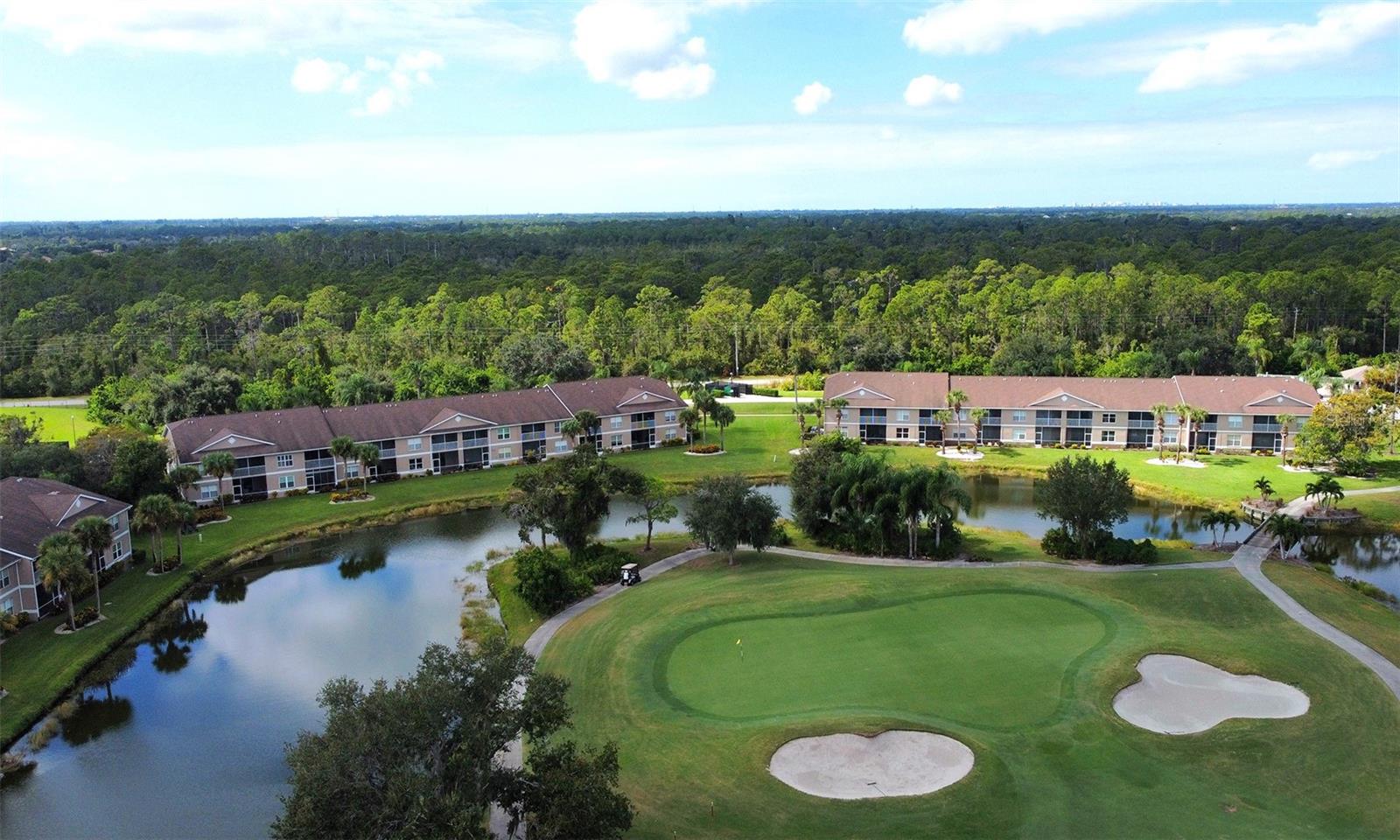 HERITAGE OAKS GOLF & COUNTRY CLUB - Residential