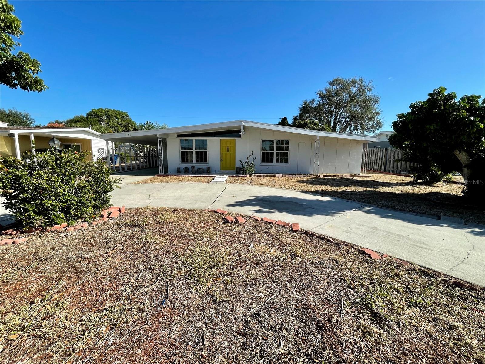 BAYSHORE GARDENS SEC 13 - Residential Lease