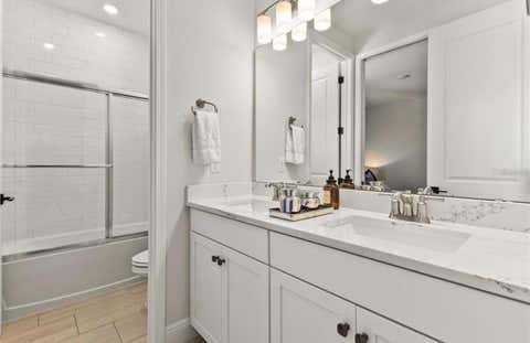 Tiny photo for 16018 Volterra Point, Bella Collina, FL 34756 (MLS # O6420655)