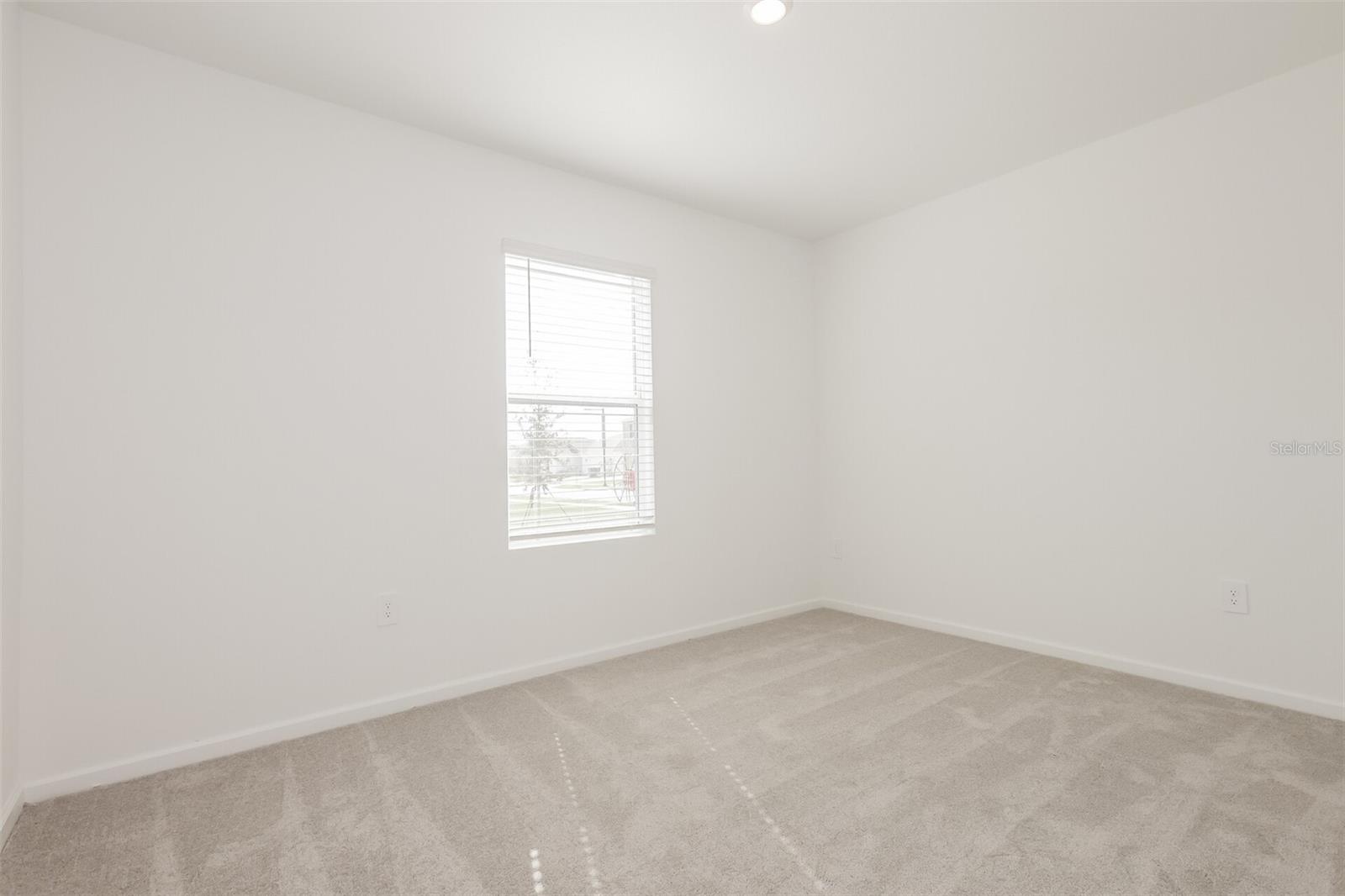 HUNT CLUB/LK WALES PH 1 - Residential Lease