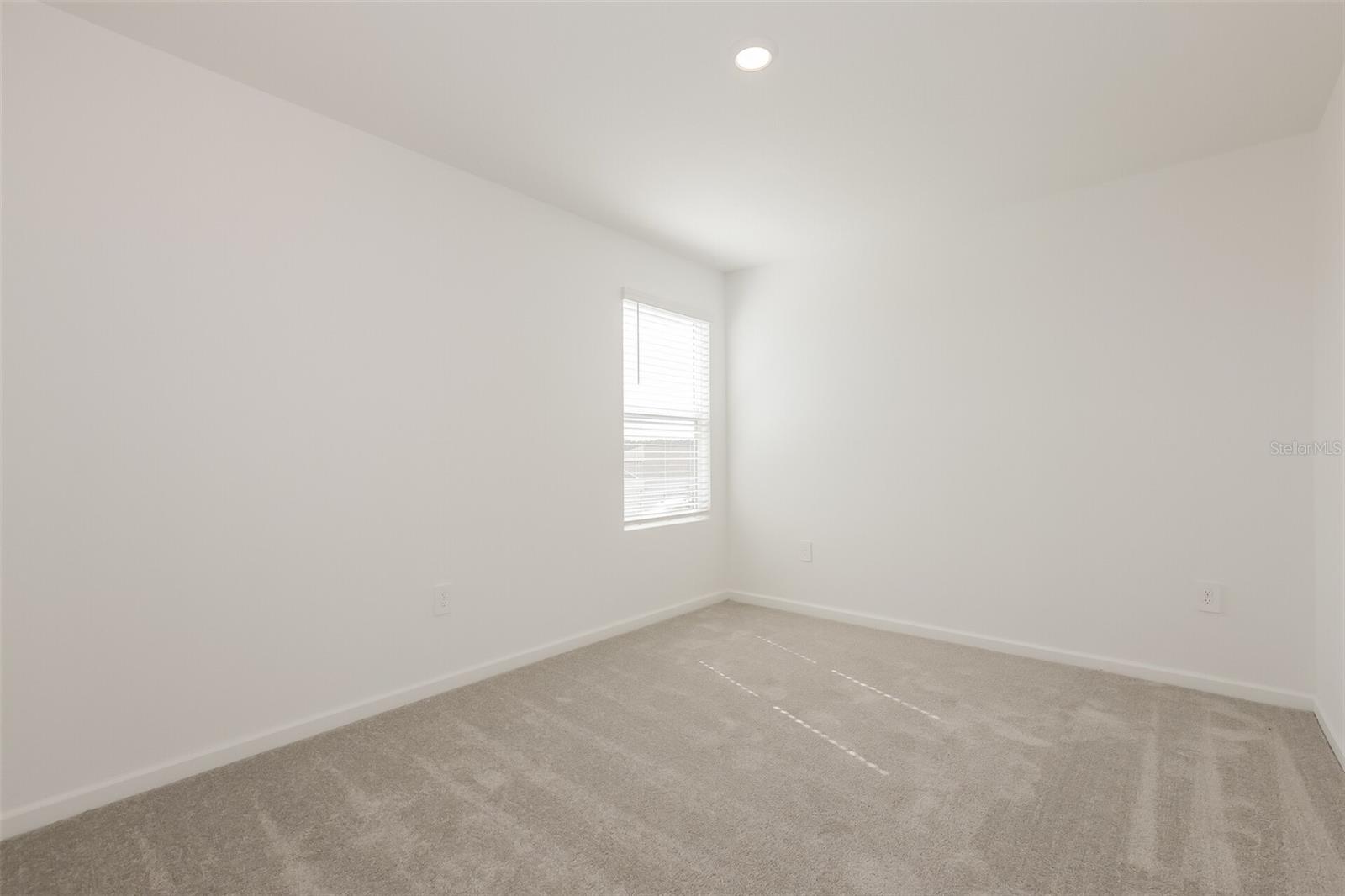 HUNT CLUB/LK WALES PH 1 - Residential Lease