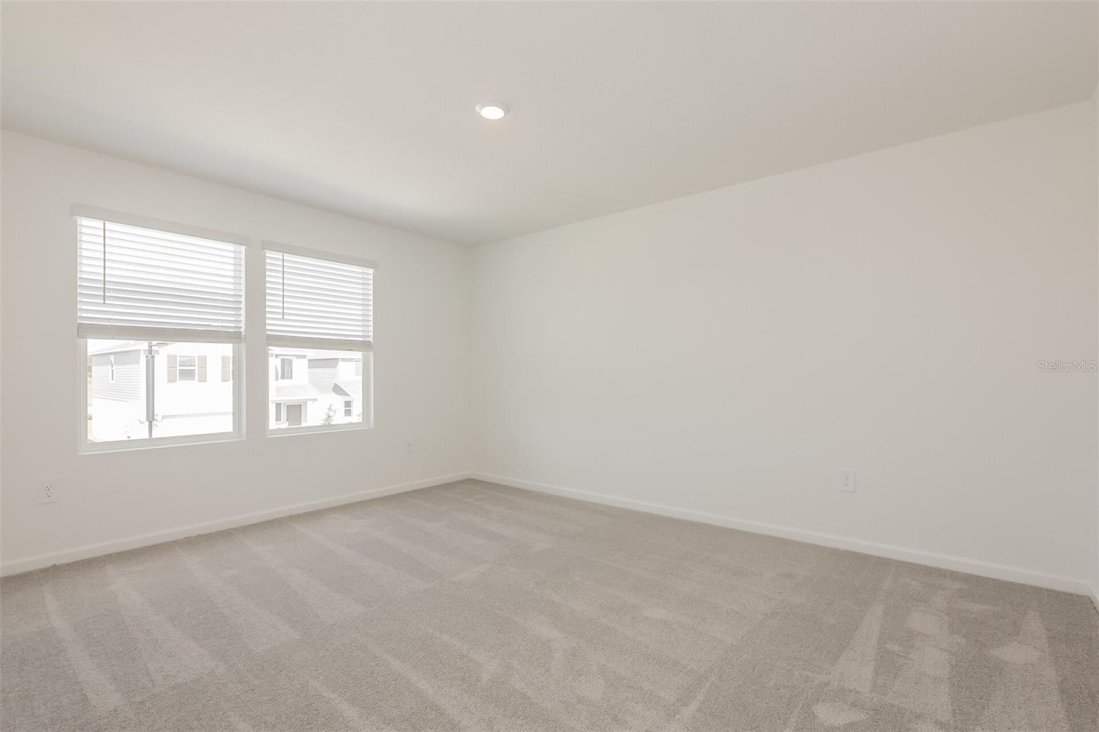 HUNT CLUB/LK WALES PH 1 - Residential Lease