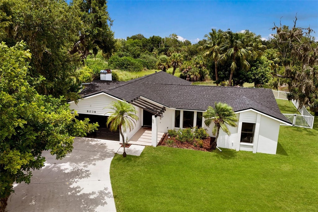 Photo of 8038 56th Court E, Palmetto, FL 34221 (MLS # A4700160)