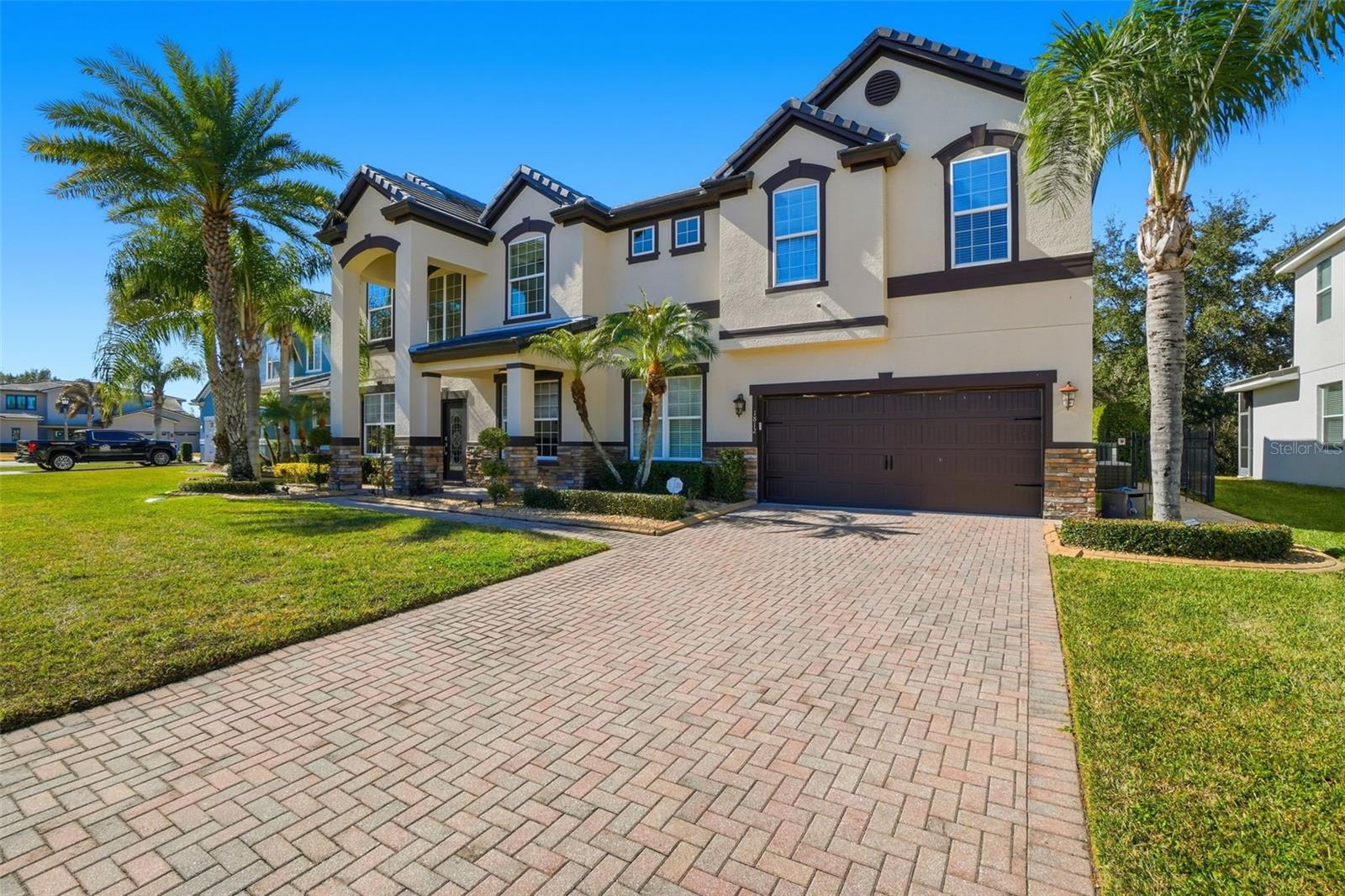 1812 LAKE ROBERTS LANDING DRIVE