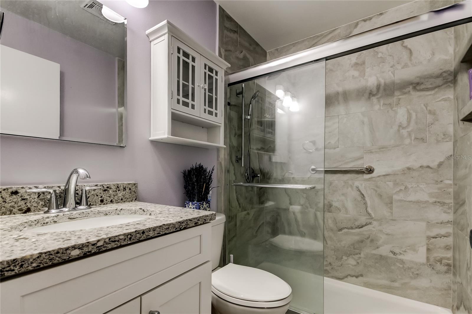 ON TOP OF THE WORLD - Residential