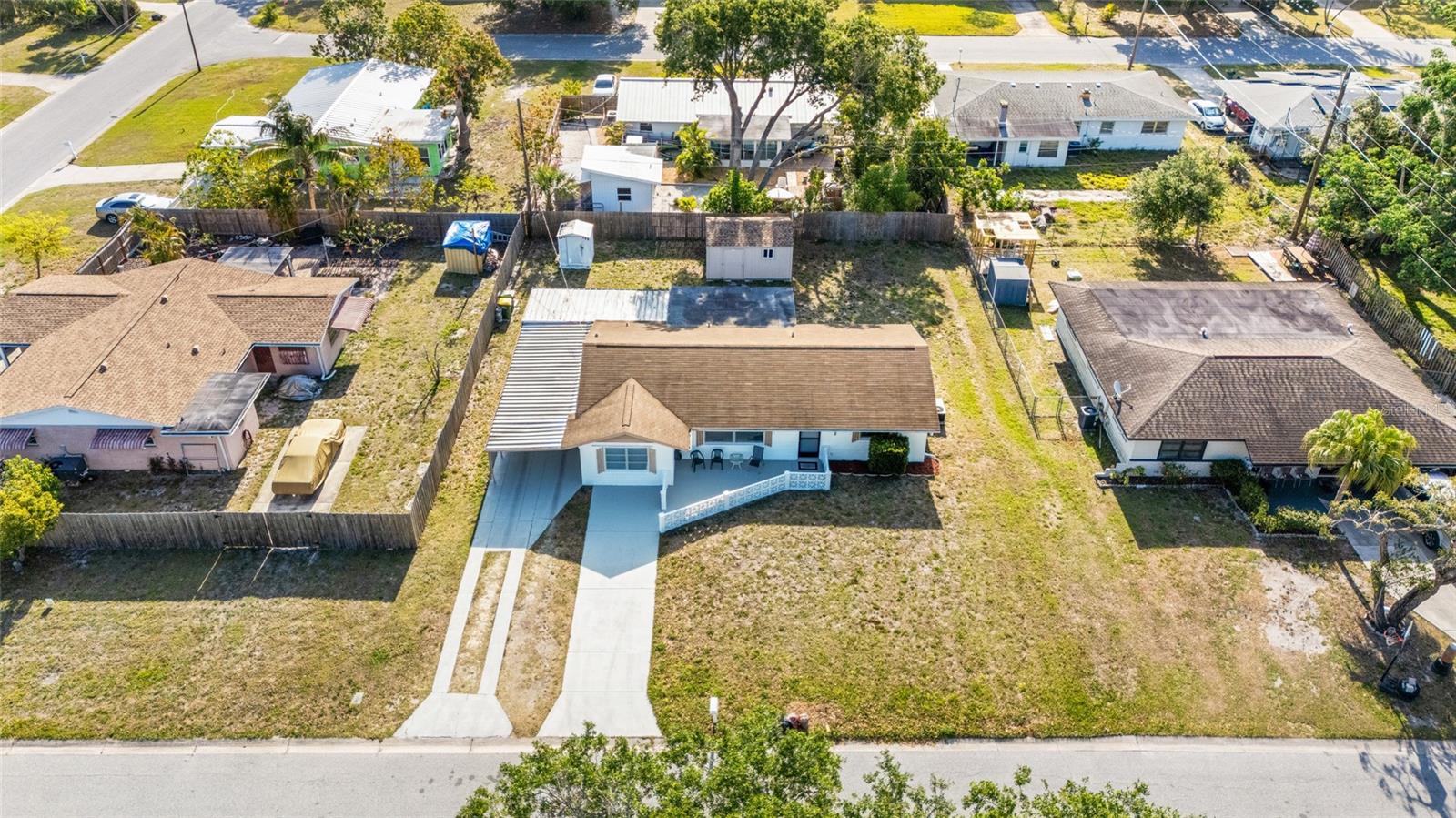 Opportunity Knocks in the City of Sarasota! Welcome to 432 Crosby Court — a hidden gem offering an expansive and flexible floor plan ready for your personal touch. Whether you're seeking a spacious primary residence or a savvy investment property, this home provides endless possibilities for updates, renovations, or a full transformation. Nestled in a quiet neighborhood just minutes from Downtown Sarasota, this property positions you at the center of it all: world-class dining, arts, shopping, and the award-winning Gulf Coast beaches.
With generous square footage, multiple living areas, and a versatile layout, the home invites creative vision and modern upgrades that can significantly boost value. Sarasota’s thriving rental and real estate market makes this the perfect project for both investors and homeowners looking to build equity. Don't miss your chance to secure a prime piece of Sarasota real estate in a prime location!