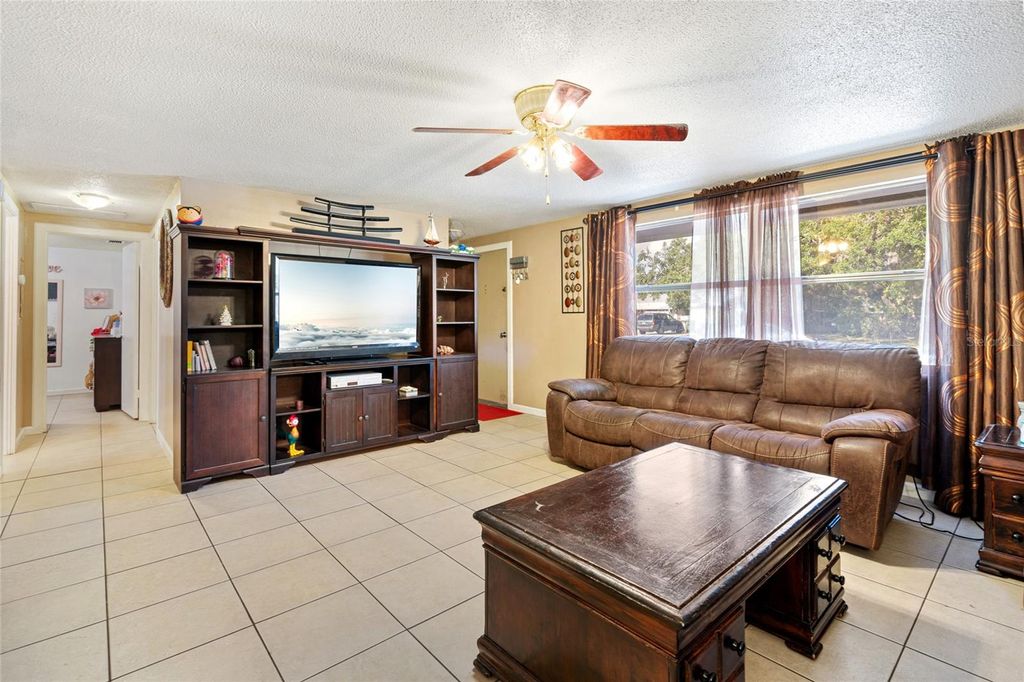 Photo of 432 Crosby Court, Sarasota, FL 34237 (MLS # A4648626)