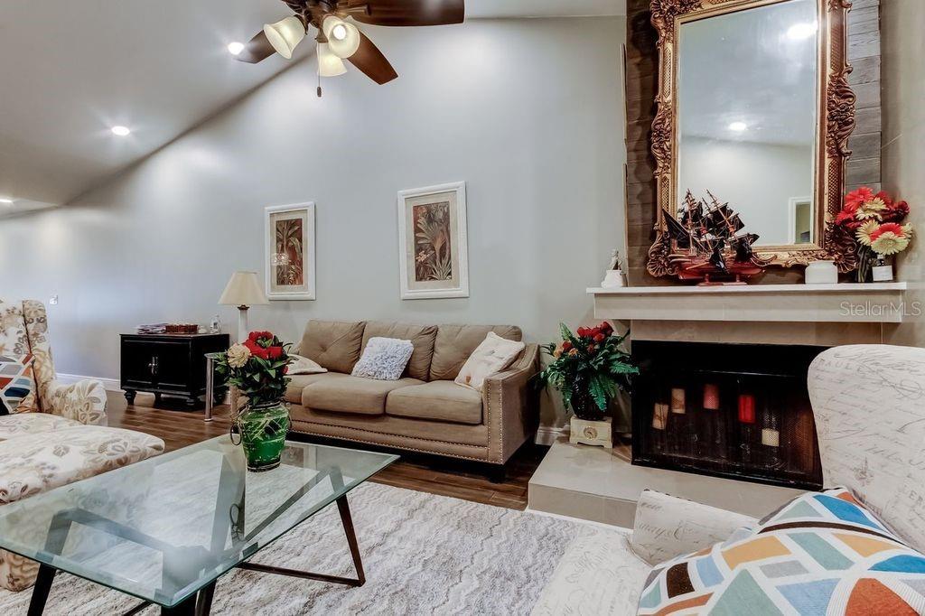 EAGLES GLEN CONDO - Residential