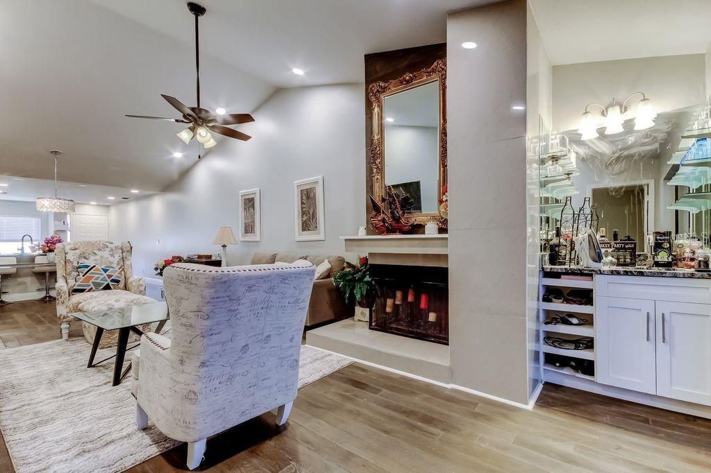 EAGLES GLEN CONDO - Residential