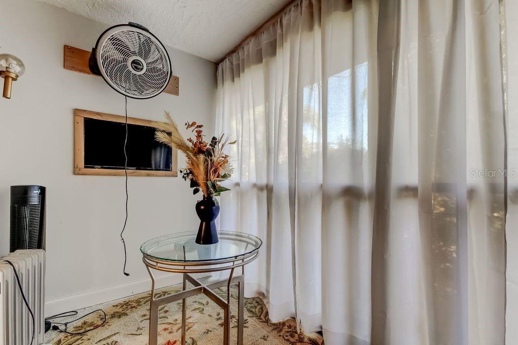 EAGLES GLEN CONDO - Residential