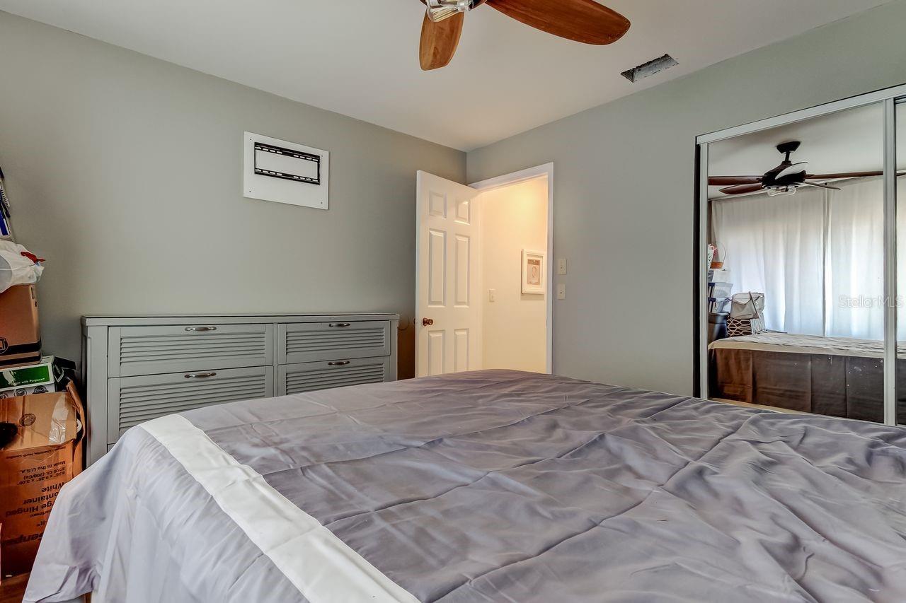 EAGLES GLEN CONDO - Residential