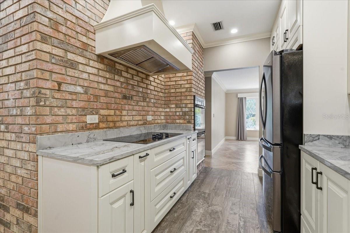 BARRINGTON OAKS WEST - Residential