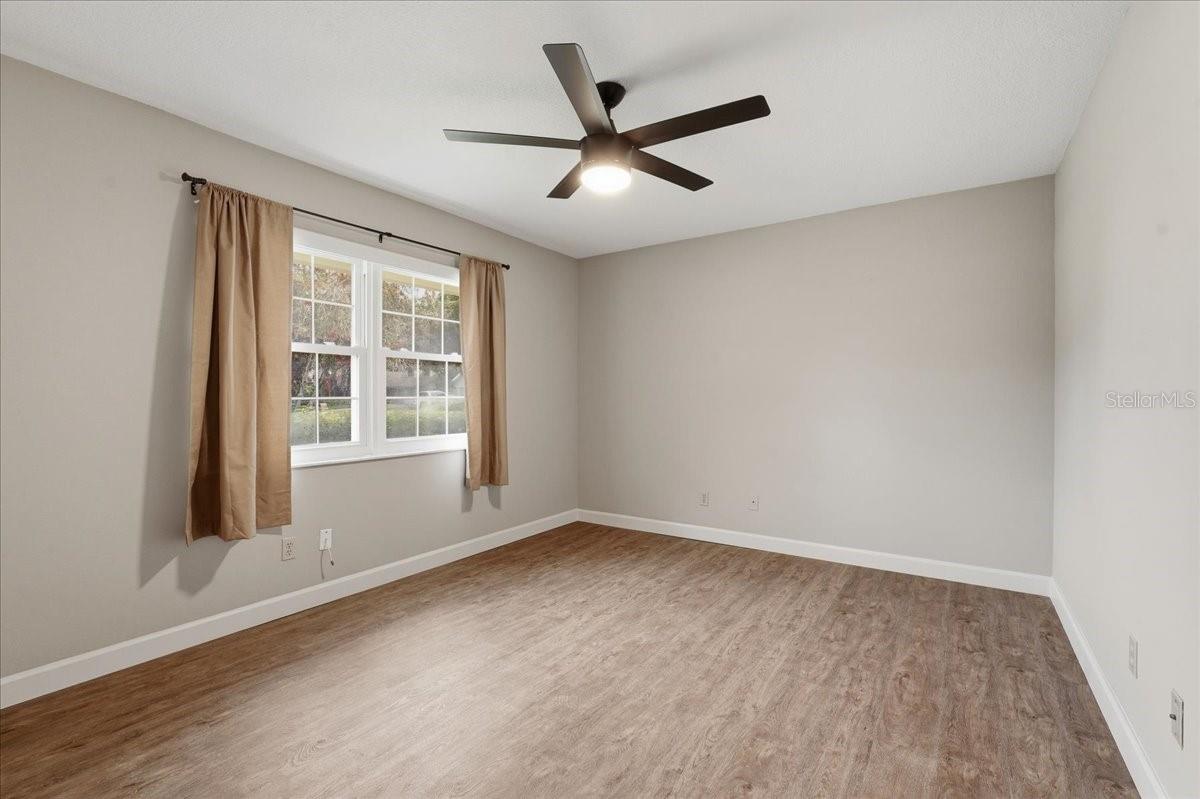 BARRINGTON OAKS WEST - Residential