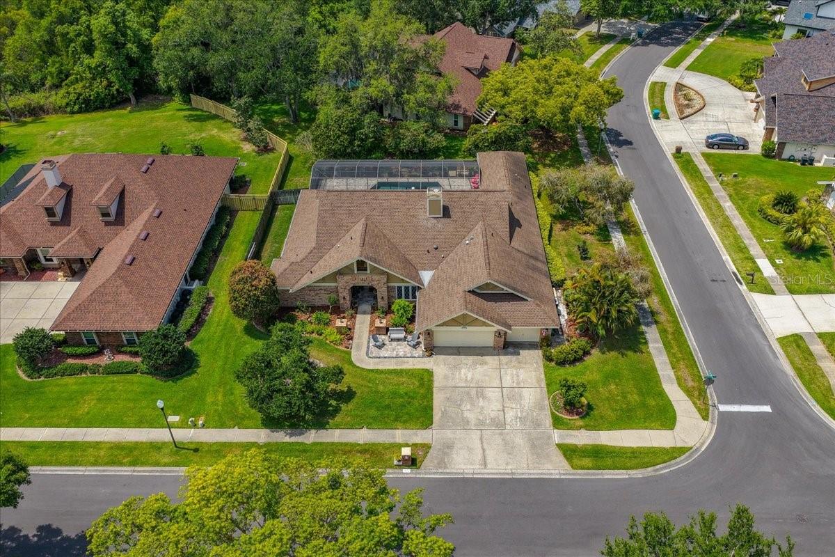 325 SHEFFIELD CIRCLE W