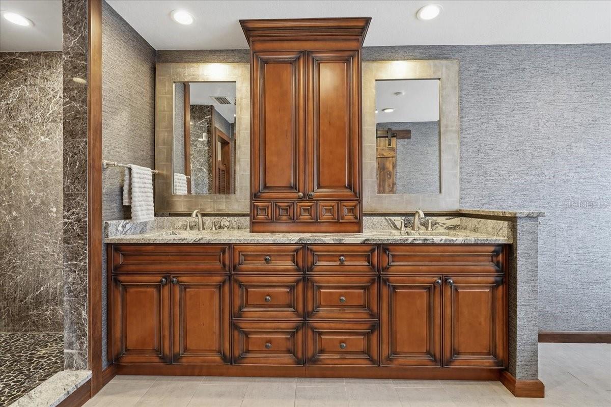 BARRINGTON OAKS WEST - Residential