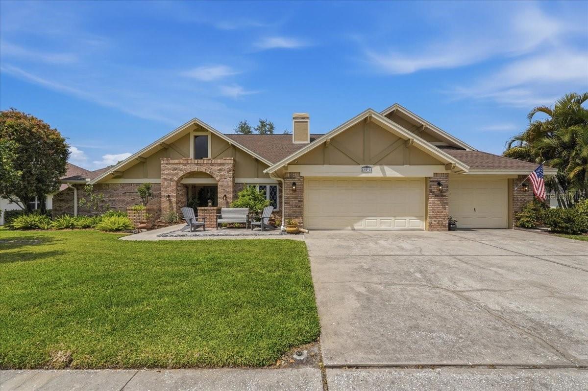 BARRINGTON OAKS WEST - Residential