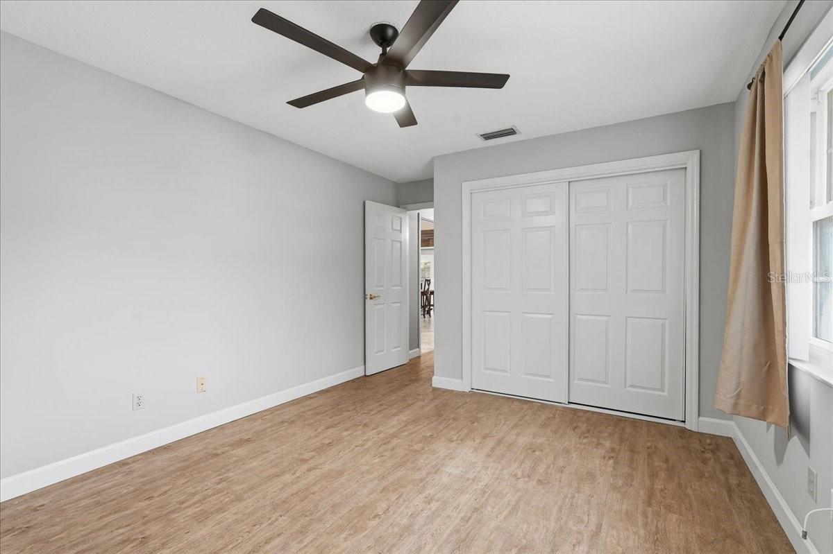 BARRINGTON OAKS WEST - Residential