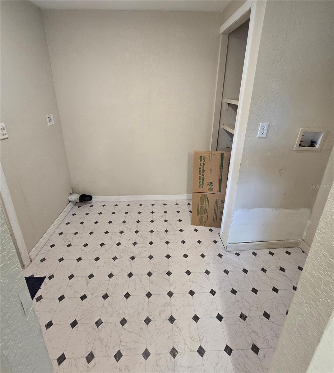 PINE GROVE PARK - Residential