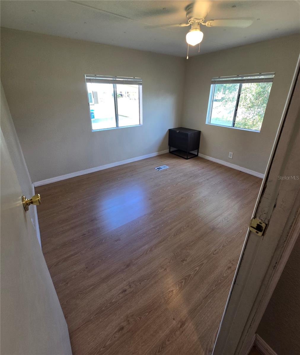 PINE GROVE PARK - Residential