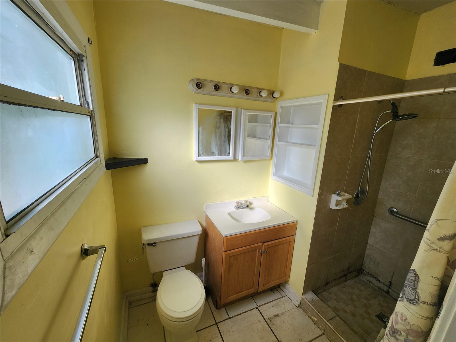 2603 NE 12TH STREET
