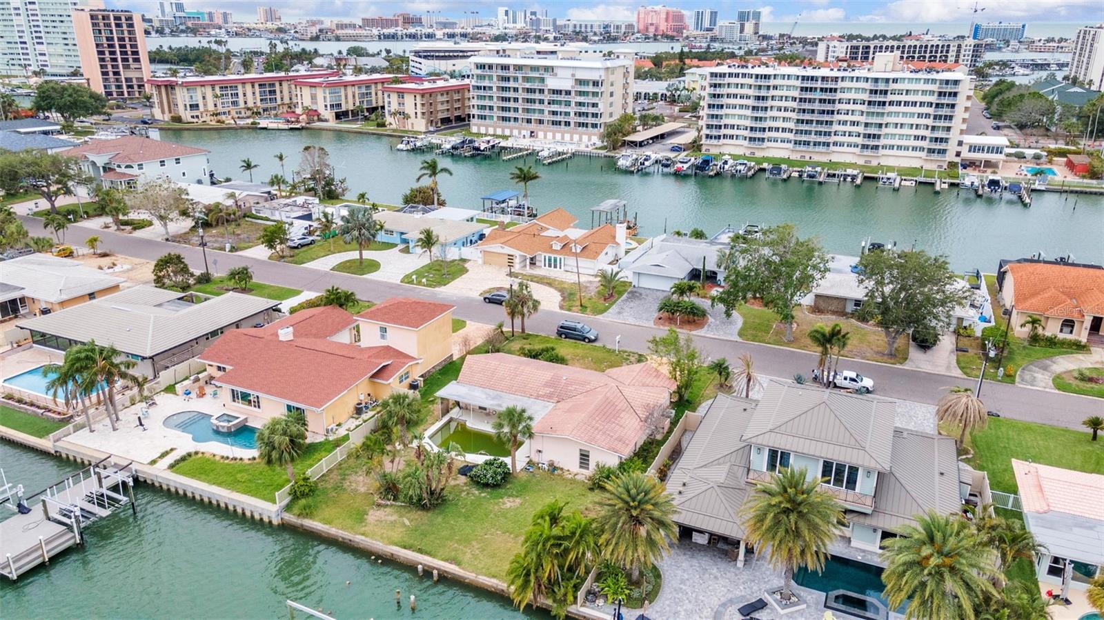 ISLAND ESTATES OF CLEARWATER - Residential