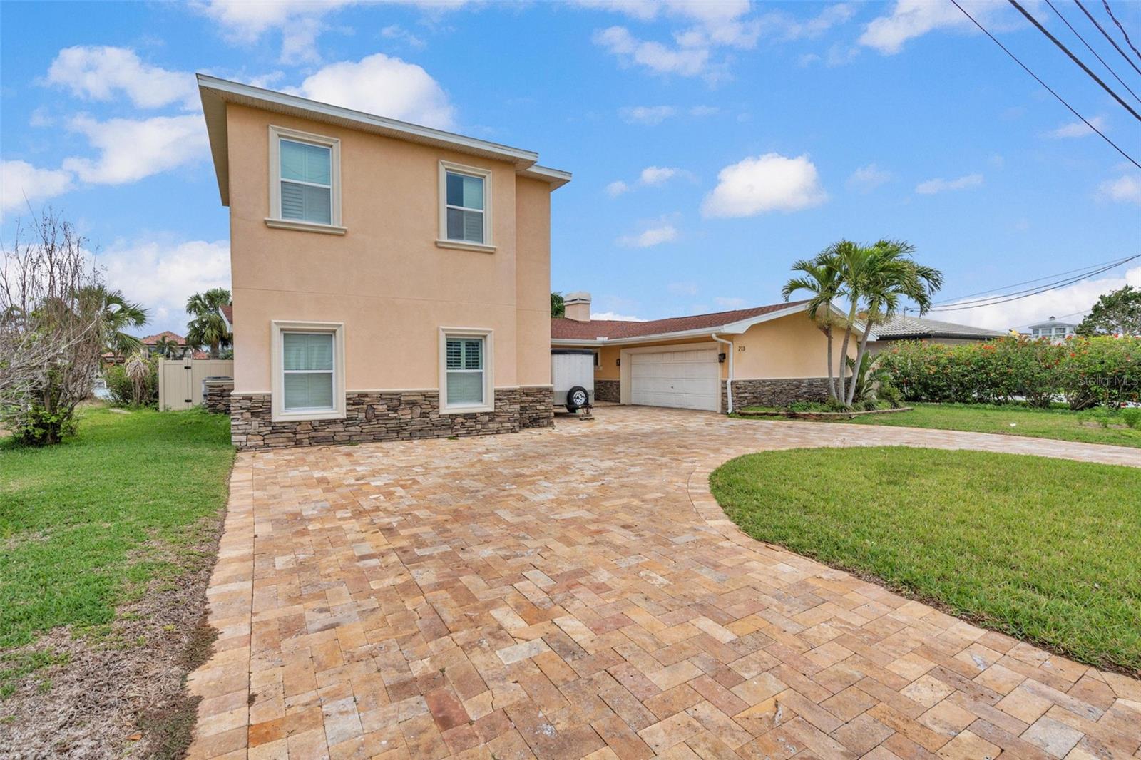 ISLAND ESTATES OF CLEARWATER - Residential