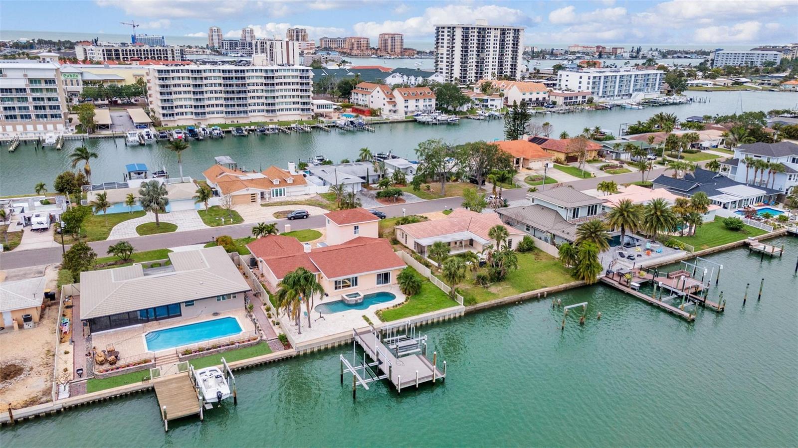 ISLAND ESTATES OF CLEARWATER - Residential