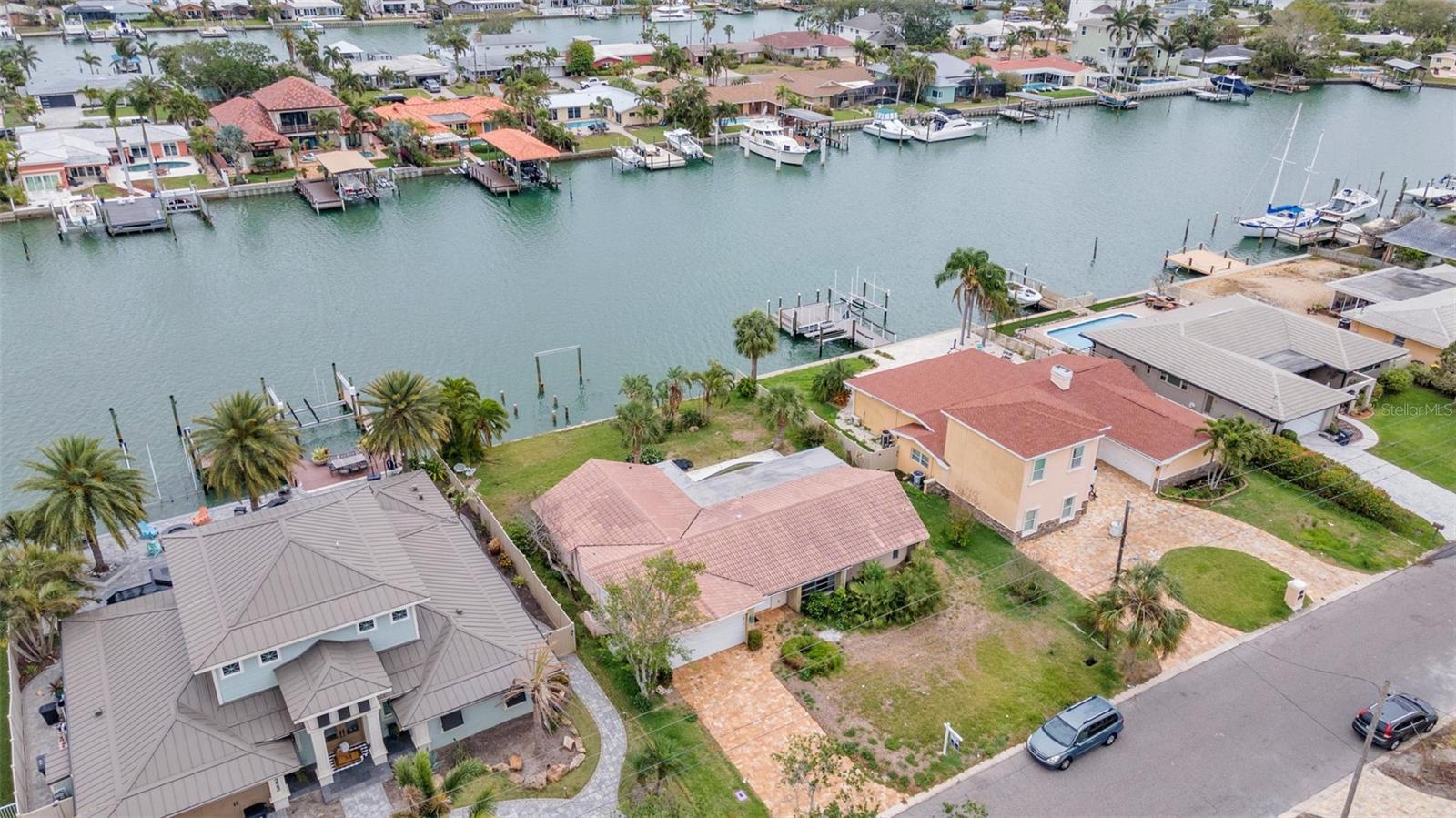 ISLAND ESTATES OF CLEARWATER - Residential