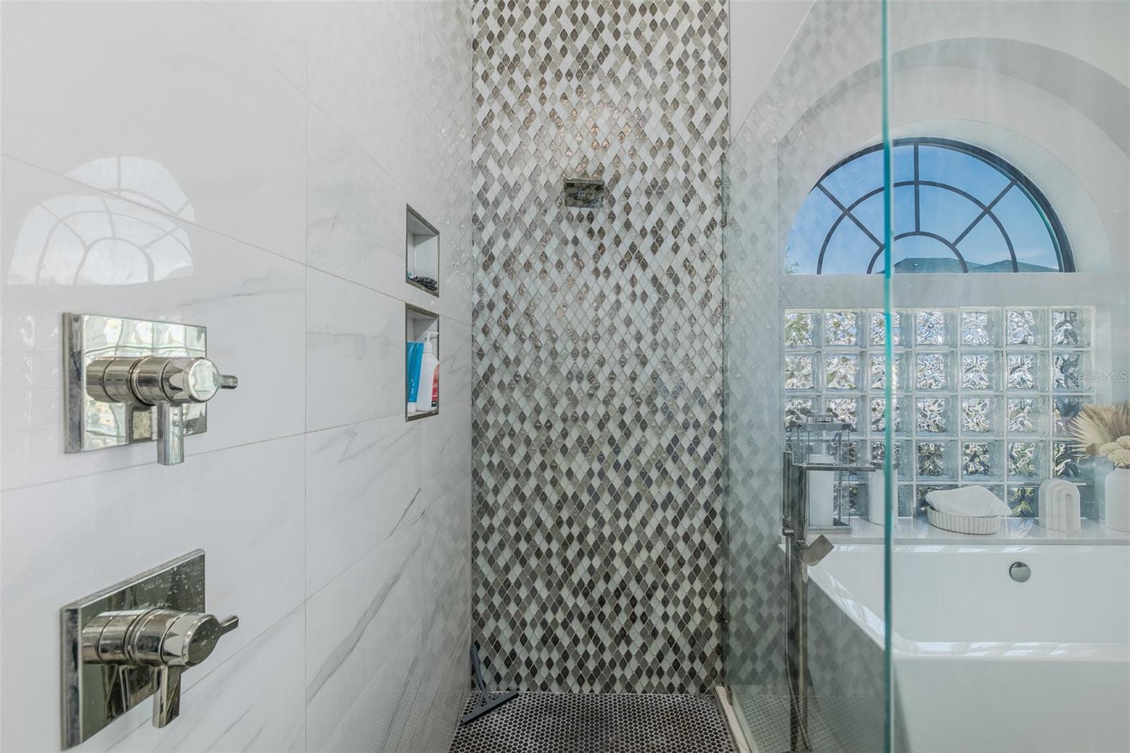 GREY HAWK AT LAKE POLO PH 02 - Residential