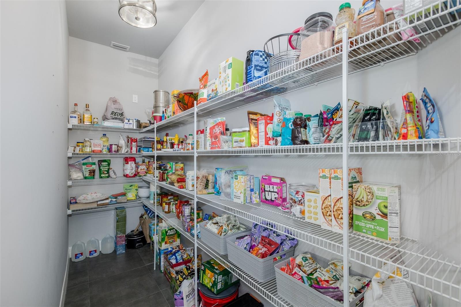 GREY HAWK AT LAKE POLO PH 02 - Residential