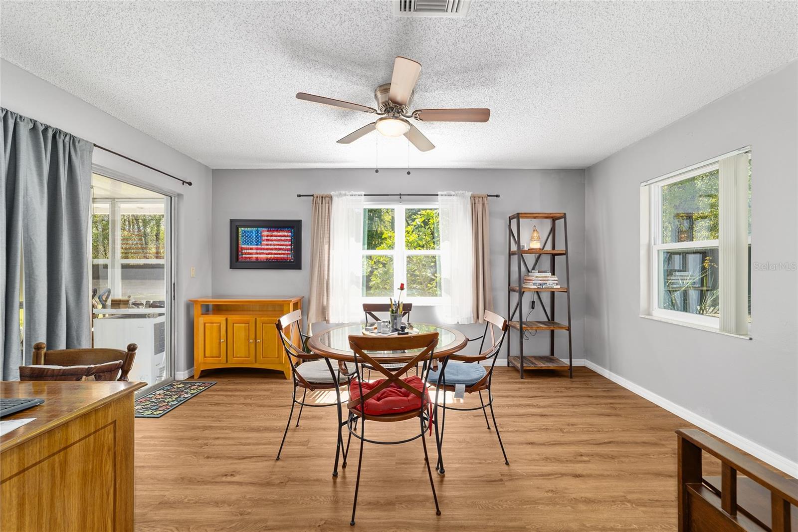 CITRUS SPGS UNIT 03 - Residential