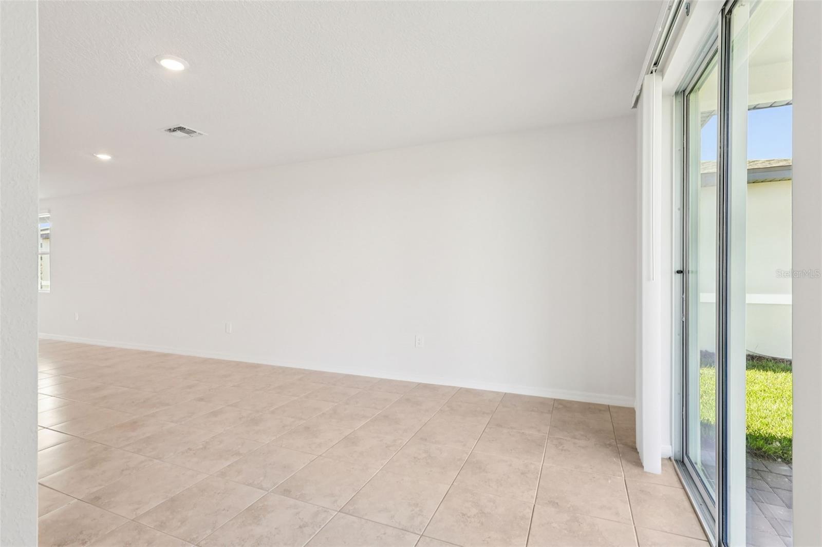 SPRINGS AT LAKE ALFRED - Residential