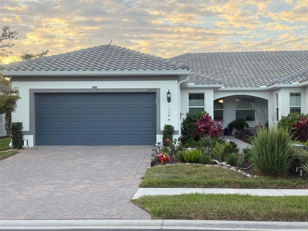 Photo of 25029 Pearl Lake Circle, Englewood, FL 34223 (MLS # C7525372)